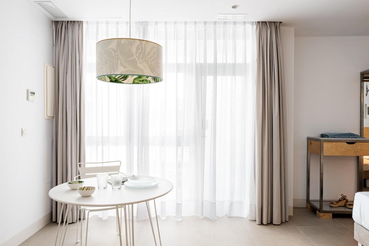 Apartamentos Y Estudios Centricos Conil Home Suite Conil De La Frontera Eksteriør bilde
