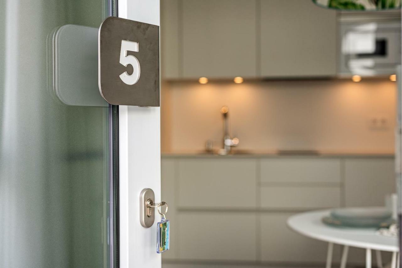 Apartamentos Y Estudios Centricos Conil Home Suite Conil De La Frontera Eksteriør bilde
